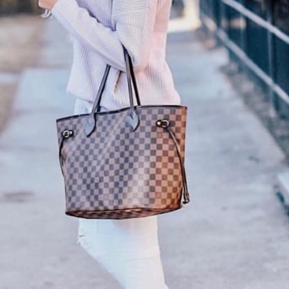 Louis Vuitton neverfull mm